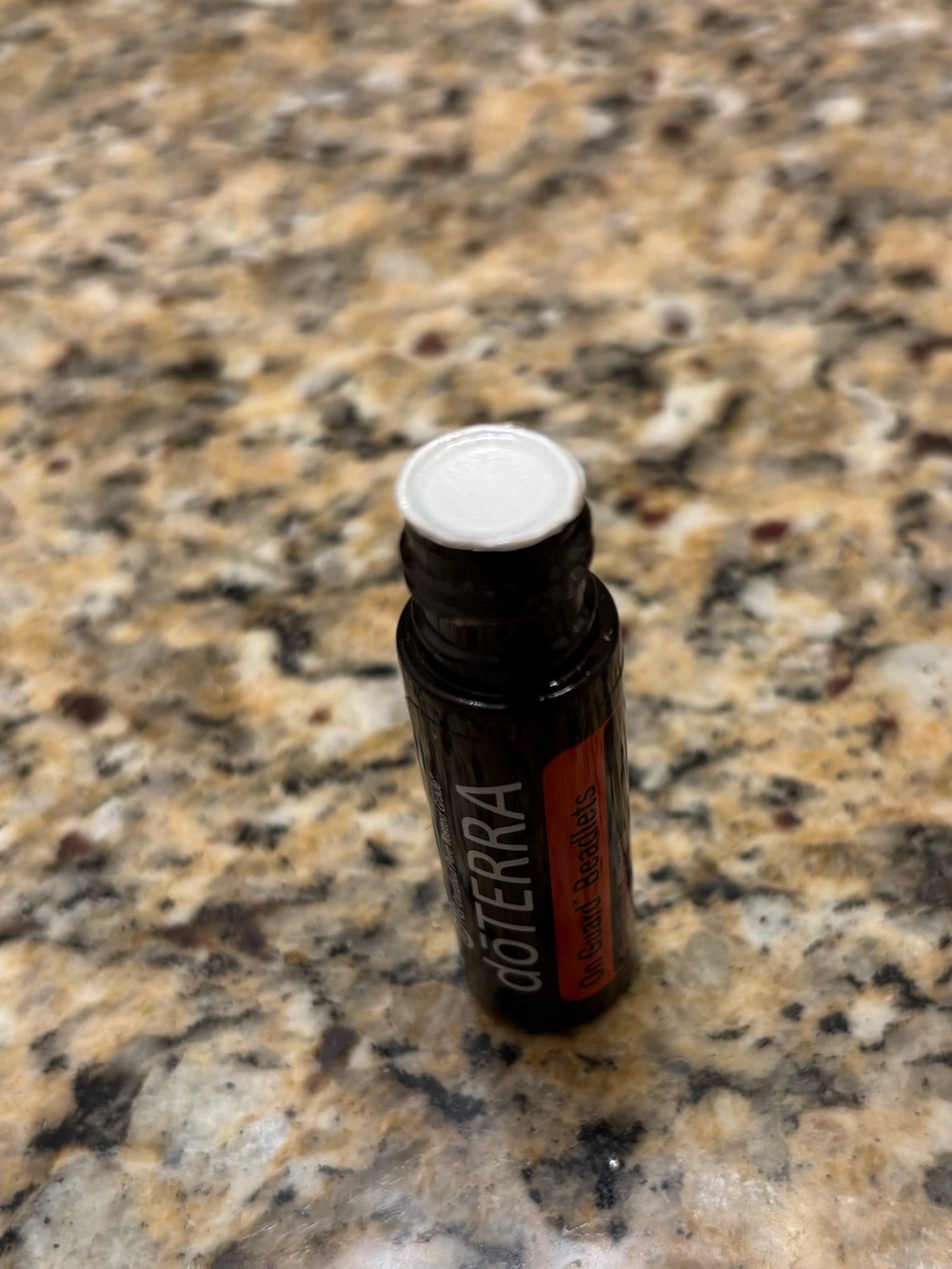 doTERRA Frankincense Touch Roller and On Guard Beadlets duo - Picture 3 of 4